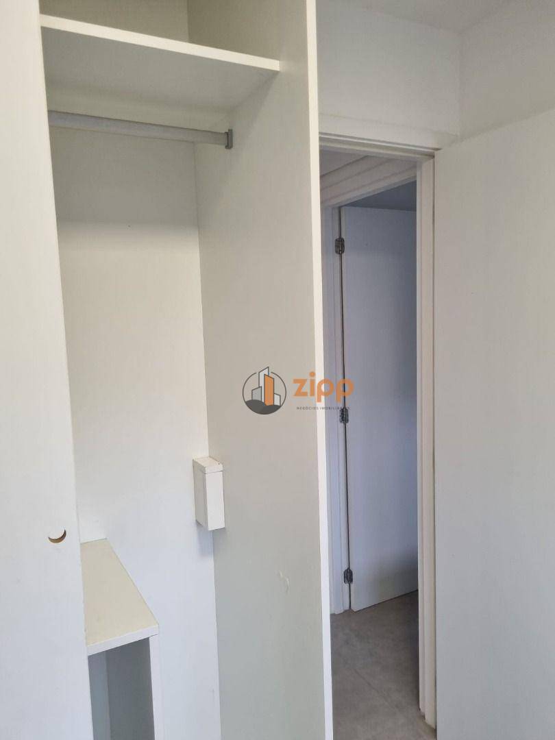 Apartamento para alugar com 2 quartos, 40m² - Foto 9