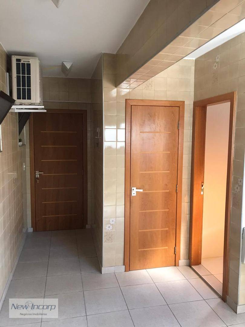 Apartamento à venda com 4 quartos, 200m² - Foto 10