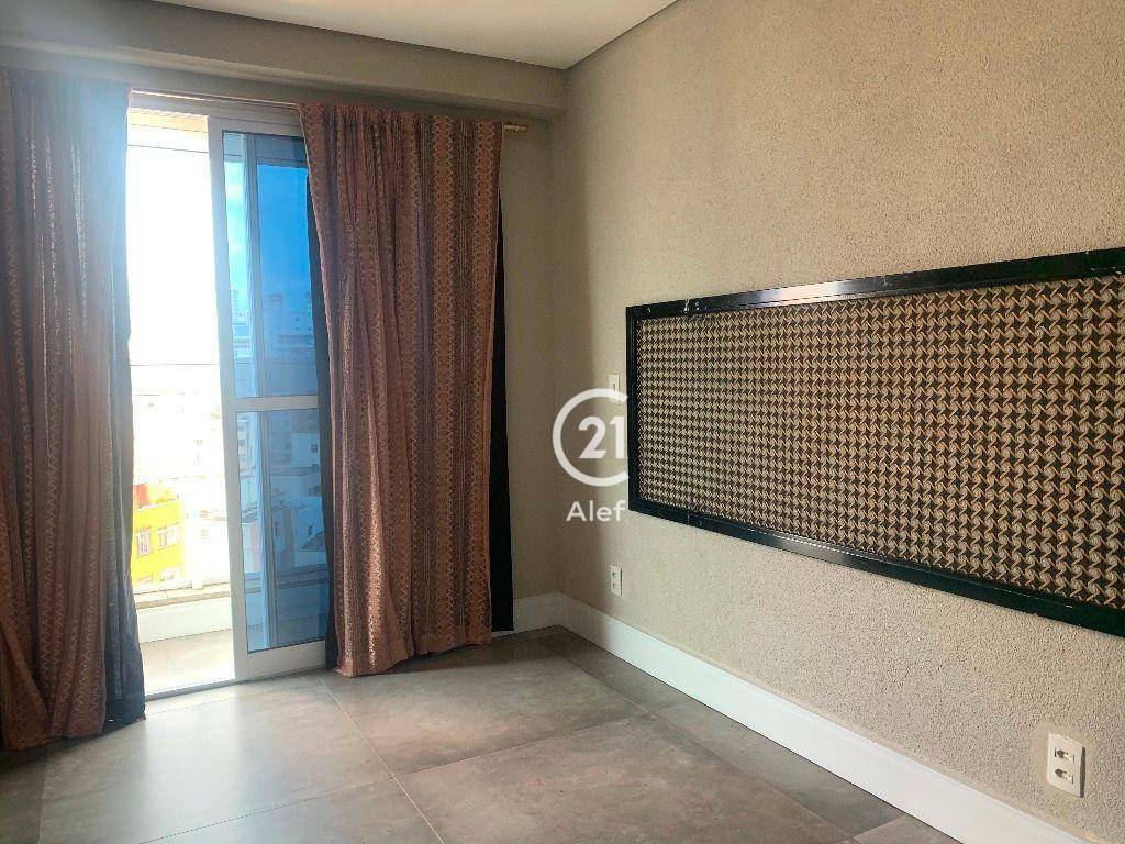 Apartamento à venda com 2 quartos, 64m² - Foto 6