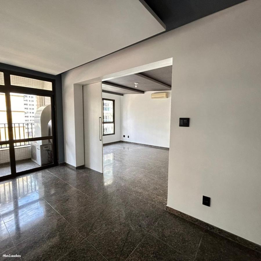 Apartamento à venda com 4 quartos, 250m² - Foto 2