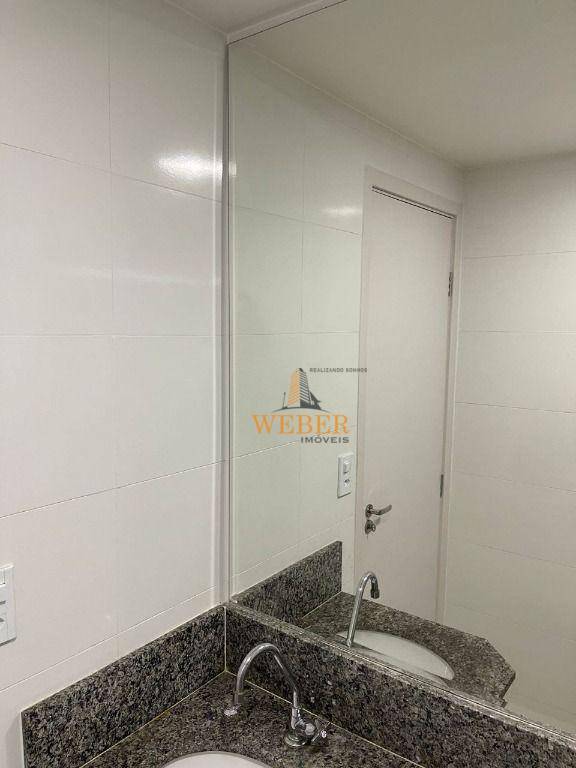 Apartamento à venda com 2 quartos, 42m² - Foto 2