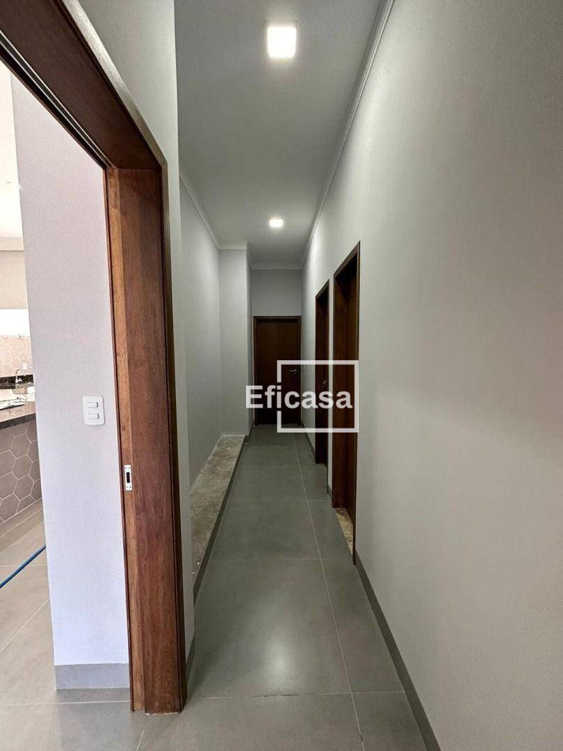 Casa à venda com 3 quartos, 95m² - Foto 11