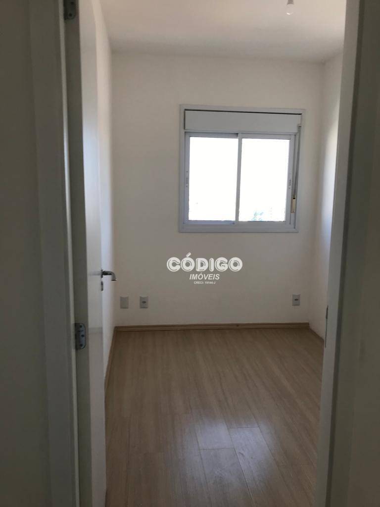 Apartamento à venda com 3 quartos, 82m² - Foto 8