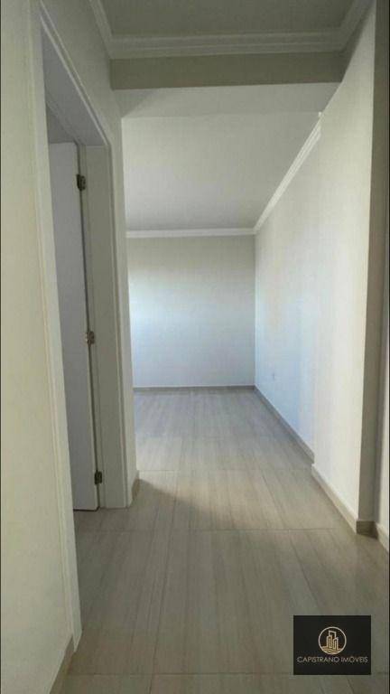 Apartamento à venda com 2 quartos, 67m² - Foto 8