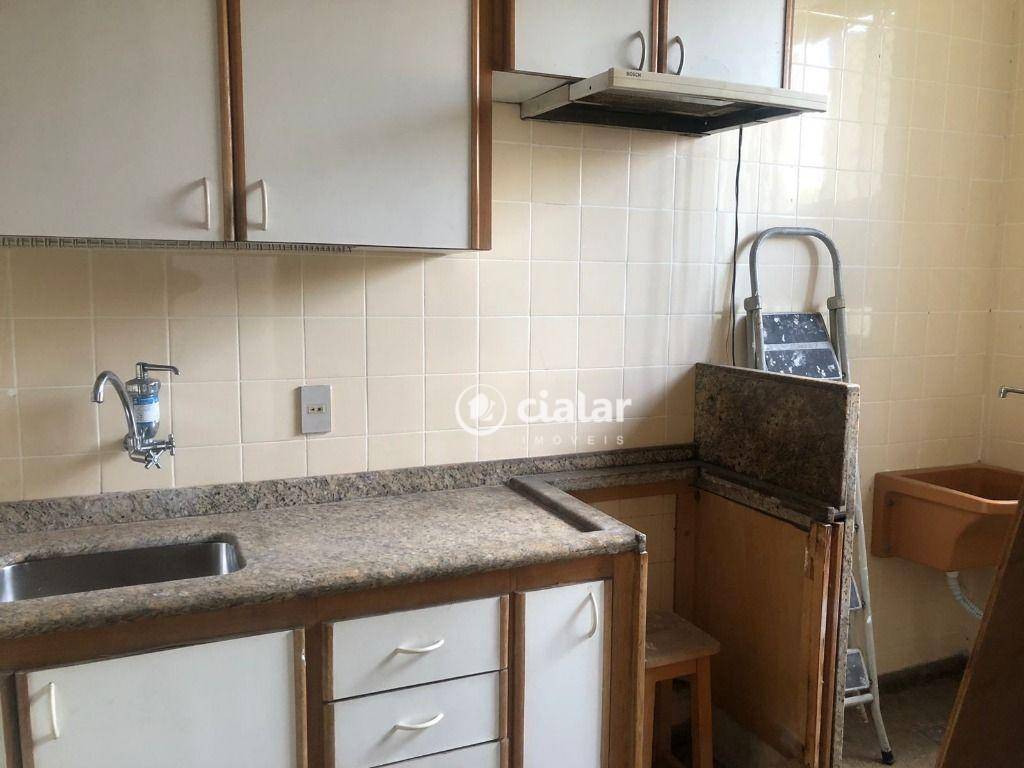 Apartamento à venda com 2 quartos, 64m² - Foto 19