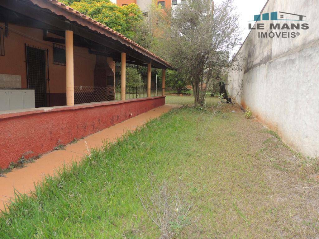 Casa à venda com 3 quartos, 300m² - Foto 30