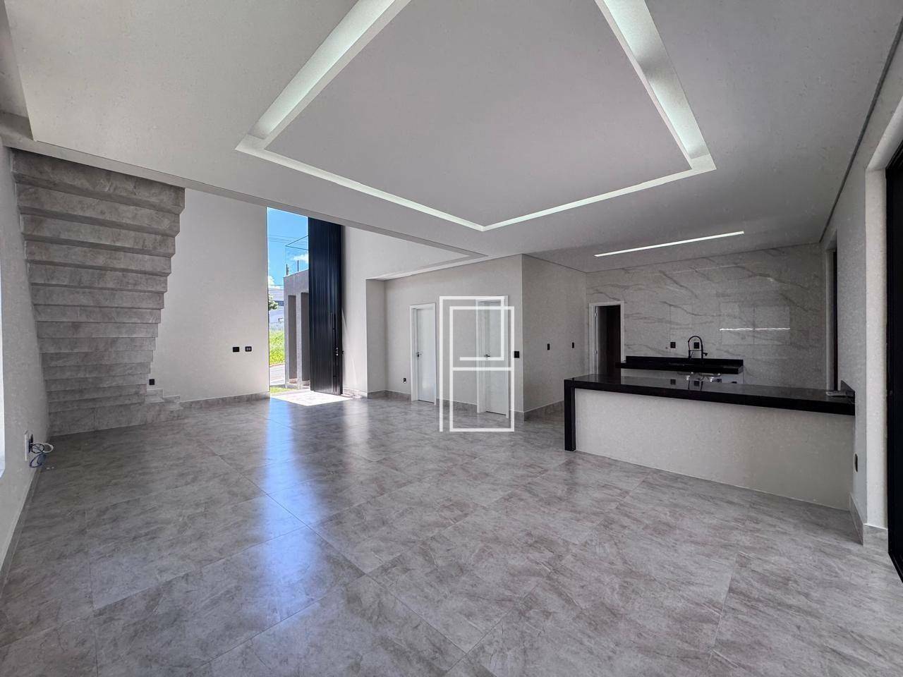 Casa à venda com 4 quartos, 252m² - Foto 5