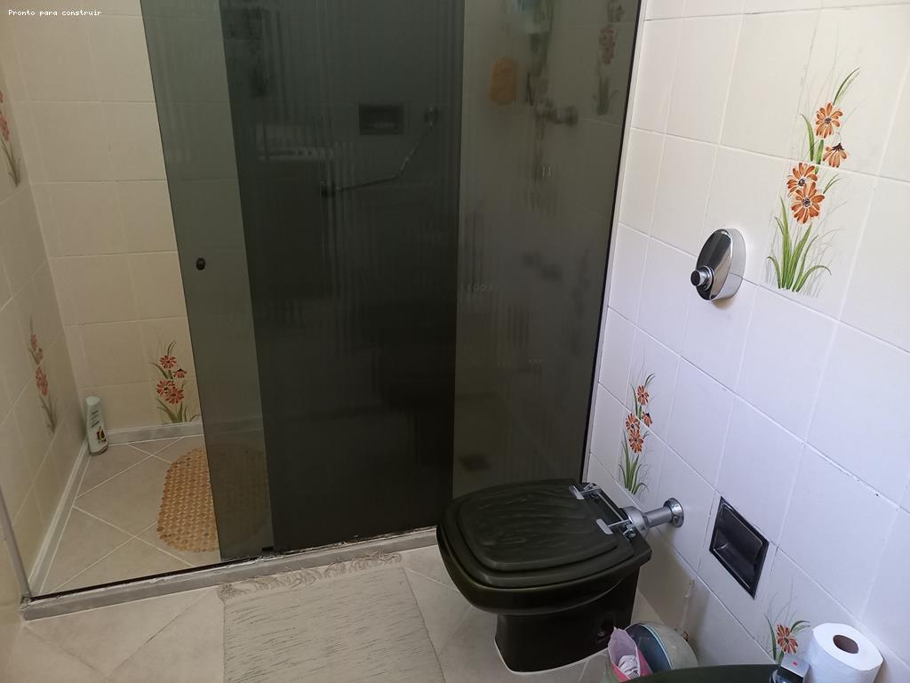 Casa à venda com 4 quartos, 1200m² - Foto 15