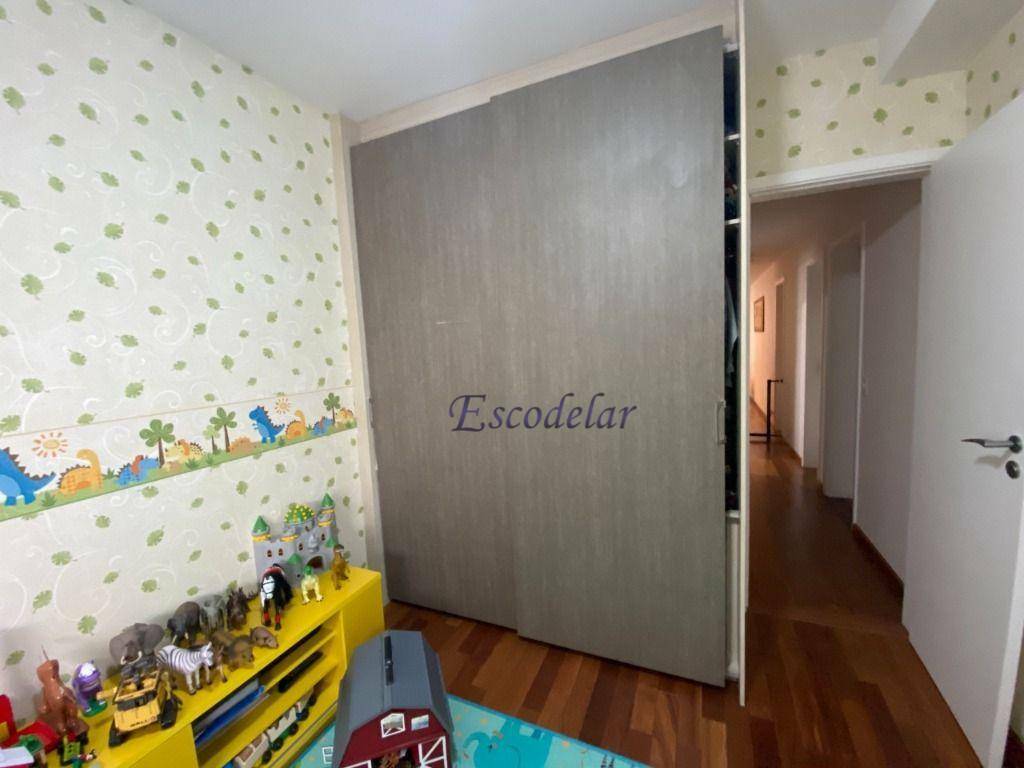 Apartamento para alugar com 3 quartos, 190m² - Foto 23