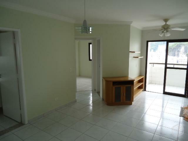 Apartamento à venda com 2 quartos, 75m² - Foto 14