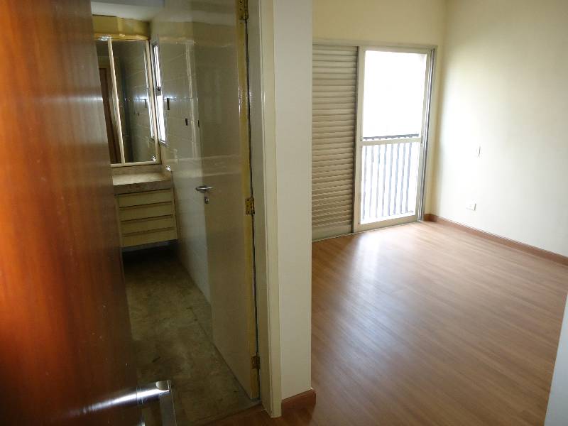 Apartamento para alugar com 3 quartos, 116m² - Foto 6