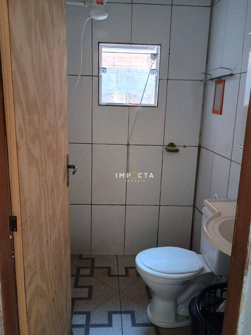 Casa à venda com 2 quartos, 56m² - Foto 4