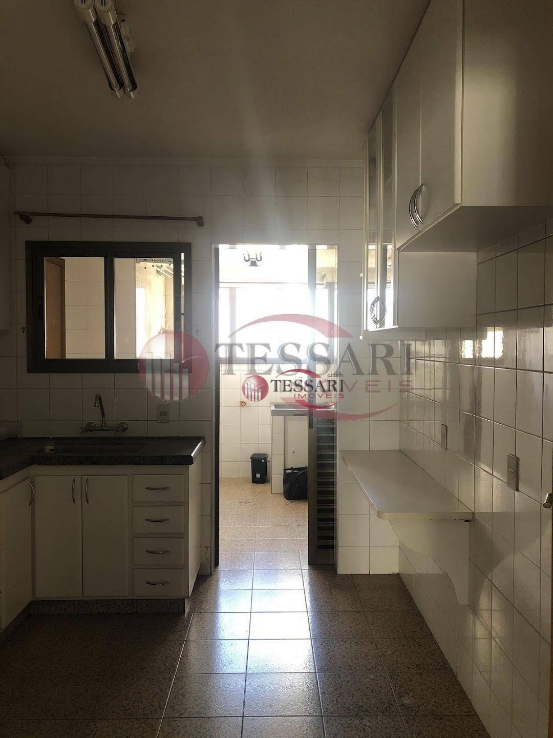 Apartamento à venda com 3 quartos, 109m² - Foto 4