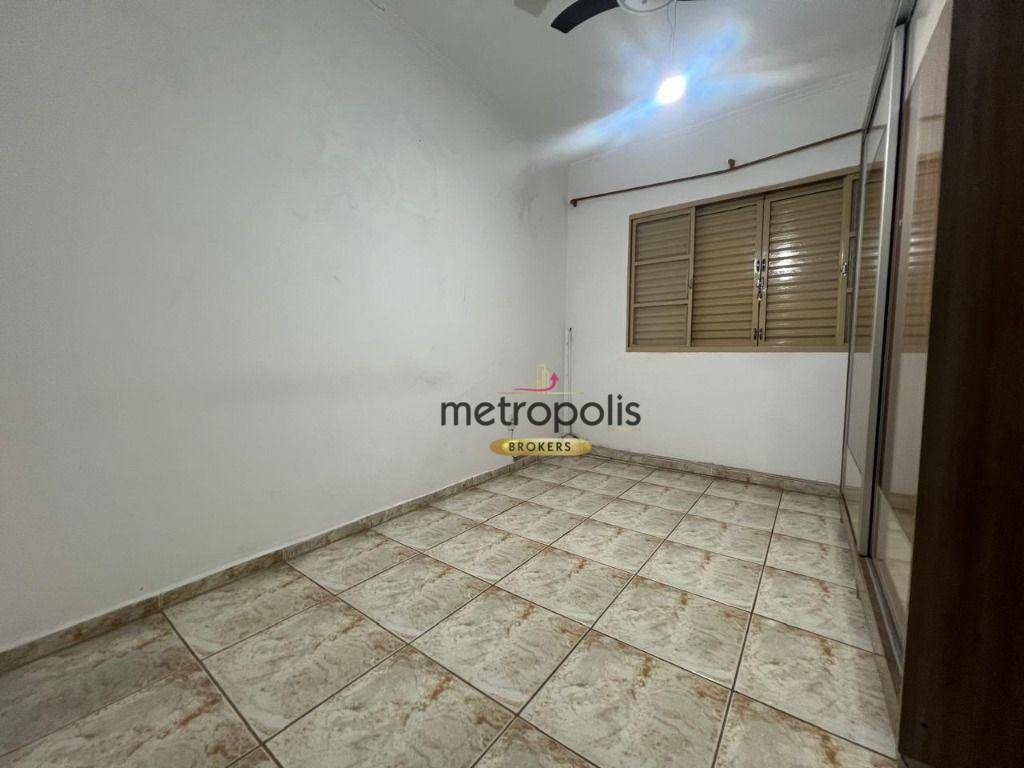 Sobrado à venda com 2 quartos, 300m² - Foto 8