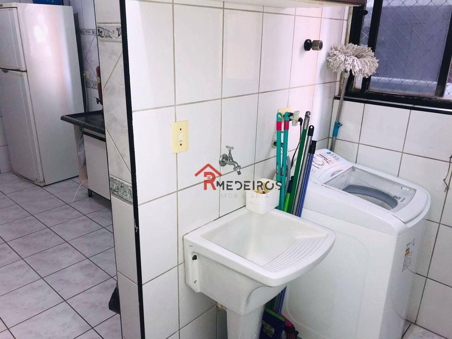 Apartamento à venda com 2 quartos, 100m² - Foto 6