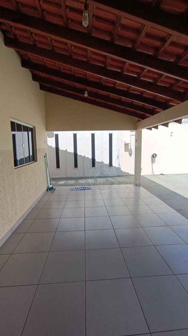 Casa à venda com 2 quartos, 195m² - Foto 4