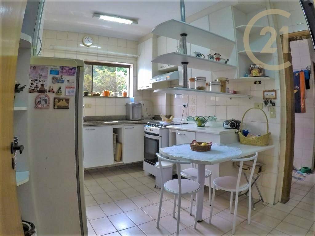 Apartamento à venda com 3 quartos, 124m² - Foto 7