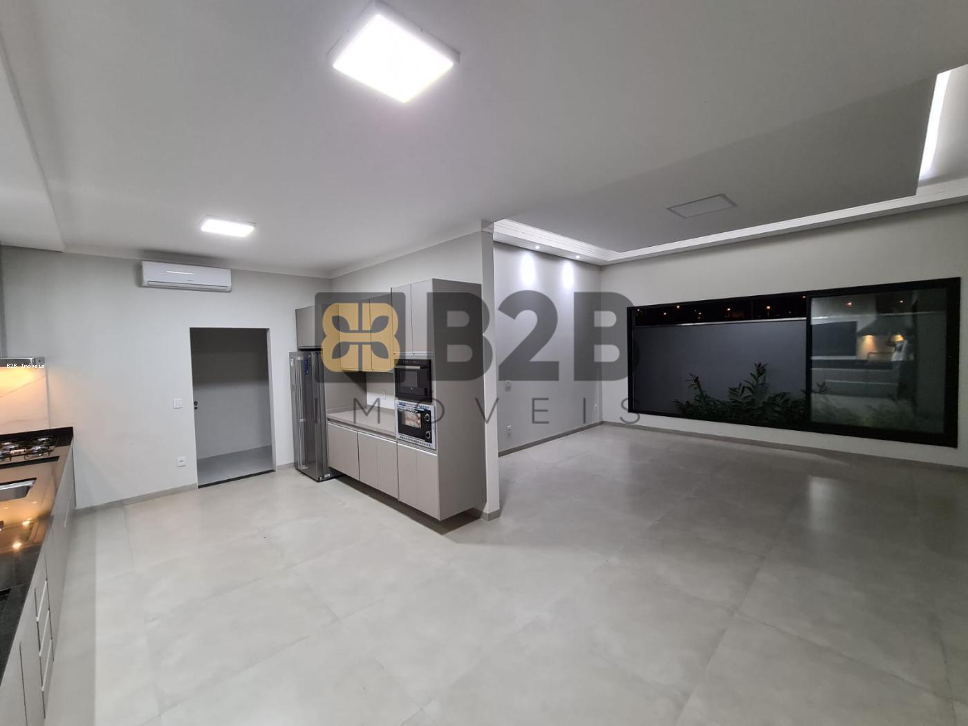 Casa de Condomínio para alugar com 3 quartos, 180m² - Foto 1