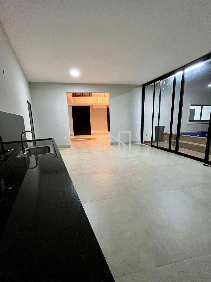 Sobrado à venda com 4 quartos, 306M2 - Foto 5