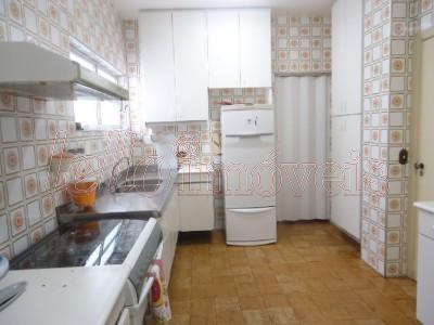 Apartamento à venda com 3 quartos, 200m² - Foto 14