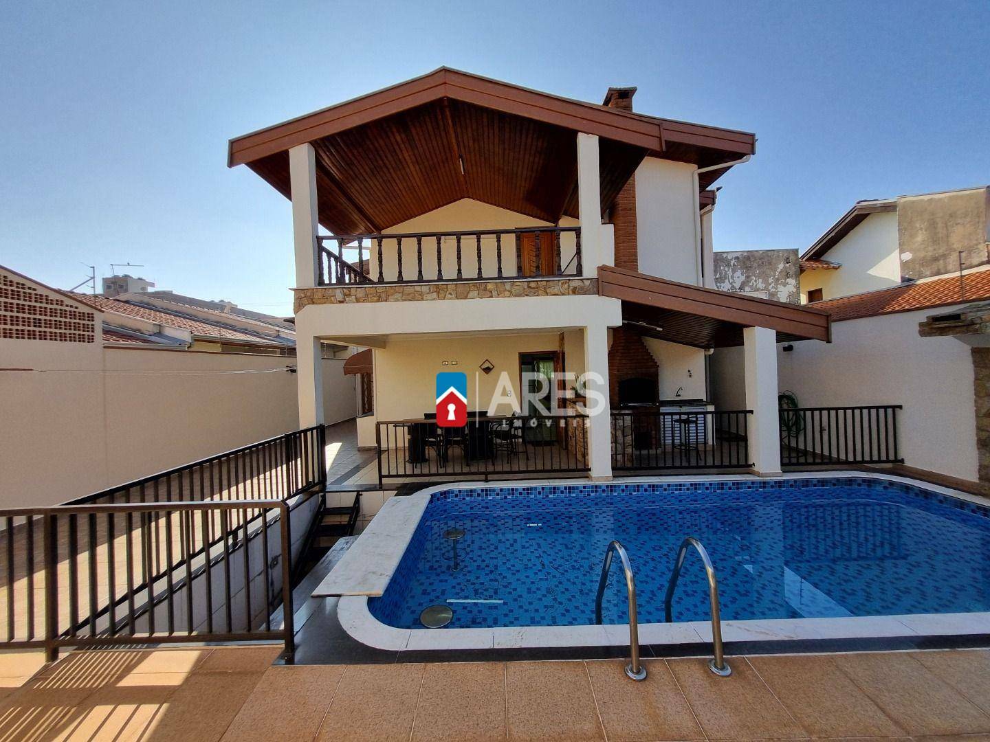 Casa à venda com 4 quartos, 364m² - Foto 22