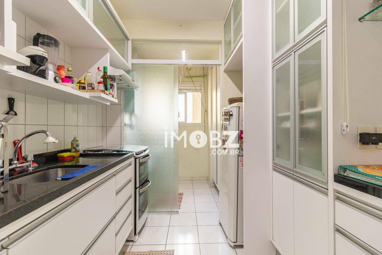 Apartamento à venda com 3 quartos, 87m² - Foto 4