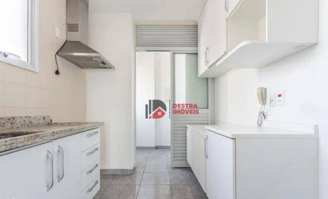 Apartamento à venda com 3 quartos, 94m² - Foto 22