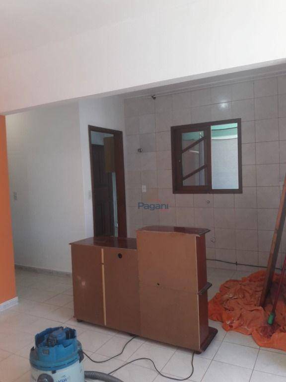 Casa à venda com 5 quartos, 160m² - Foto 8