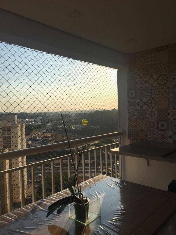 Apartamento à venda com 3 quartos, 107m² - Foto 2