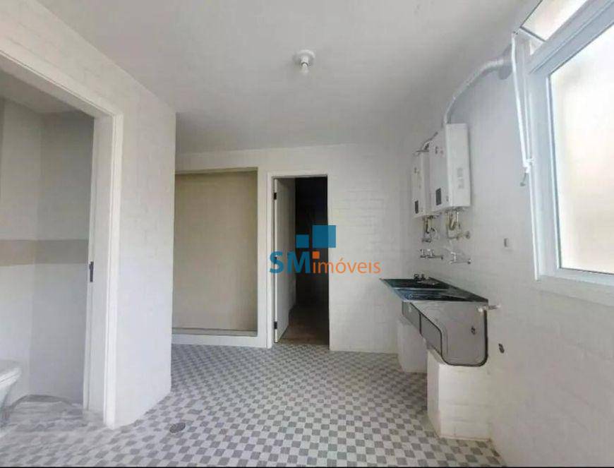 Apartamento para alugar com 3 quartos, 237m² - Foto 15