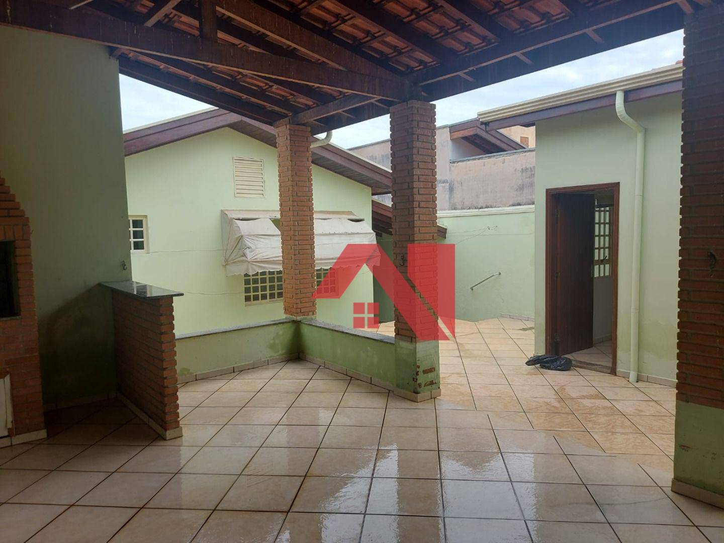 Casa para alugar com 5 quartos, 220m² - Foto 19