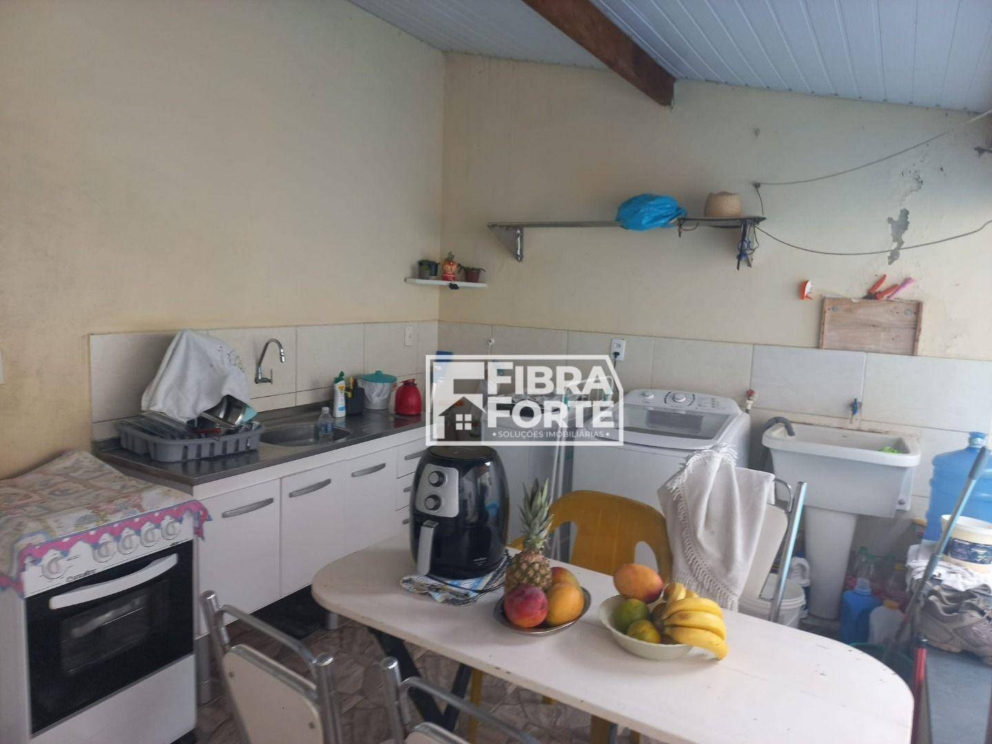 Casa à venda com 3 quartos, 145m² - Foto 3