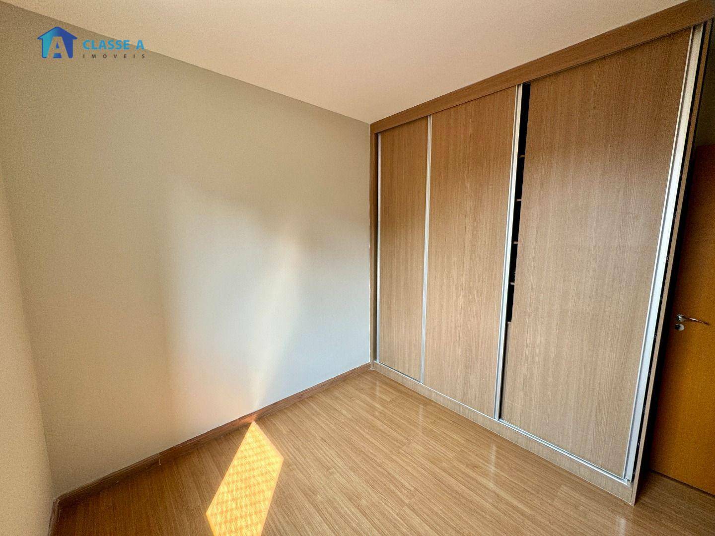 Apartamento à venda com 3 quartos, 90m² - Foto 8