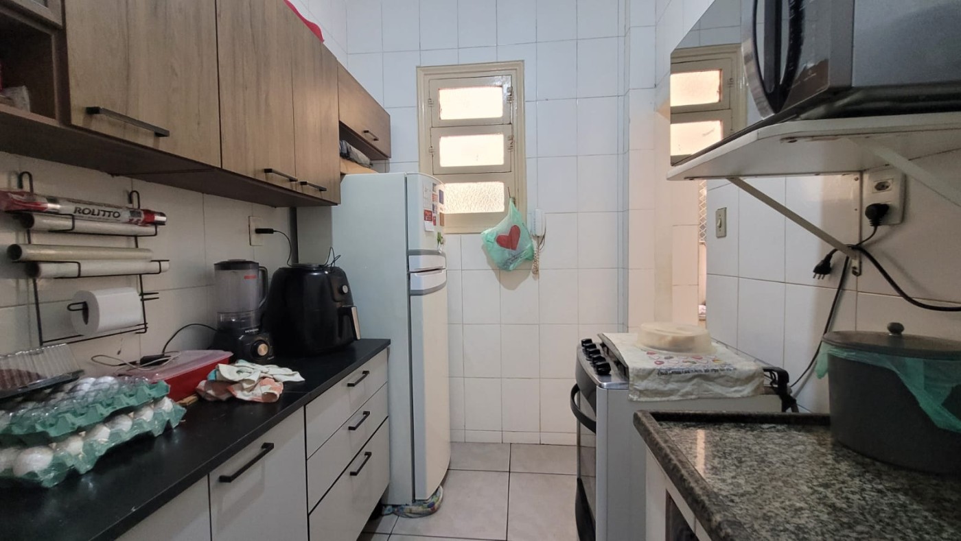 Apartamento à venda com 2 quartos, 80m² - Foto 11