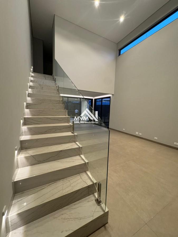 Sobrado à venda com 4 quartos, 350m² - Foto 3