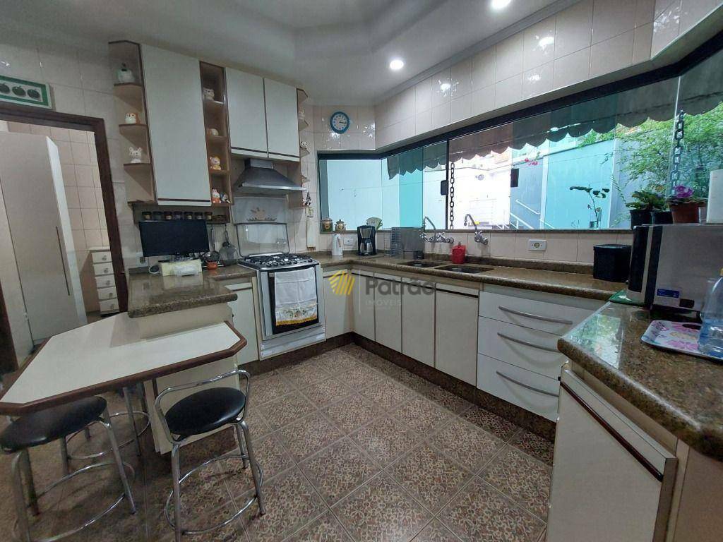 Sobrado à venda com 4 quartos, 333m² - Foto 26