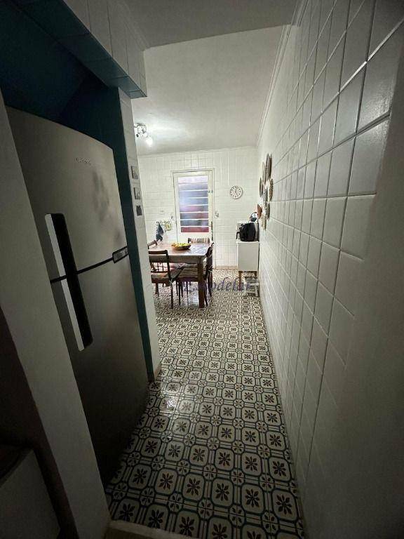 Sobrado à venda com 3 quartos, 180m² - Foto 18