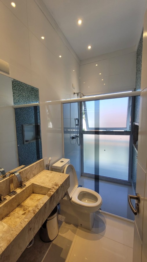 Casa à venda com 4 quartos, 300m² - Foto 40