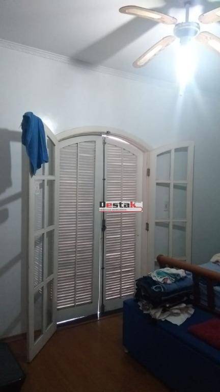 Sobrado à venda com 3 quartos, 190m² - Foto 13