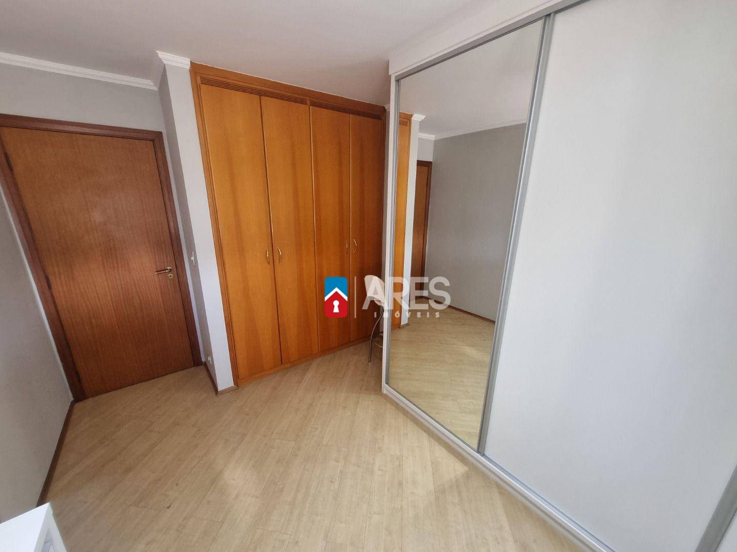 Apartamento para alugar com 4 quartos, 236m² - Foto 27