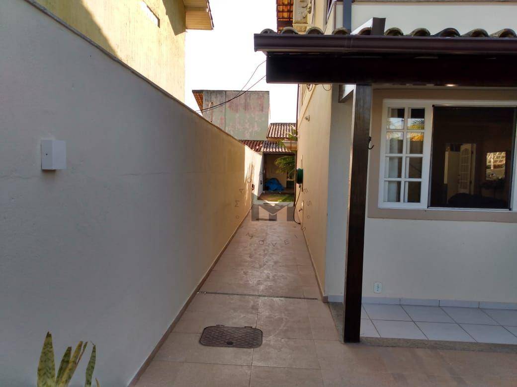 Casa à venda com 3 quartos, 185m² - Foto 3