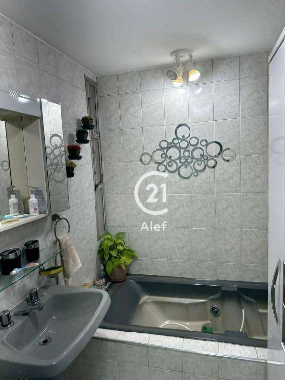 Apartamento à venda com 3 quartos, 130m² - Foto 21