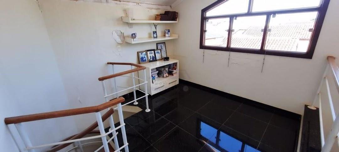 Casa à venda com 3 quartos, 280m² - Foto 13