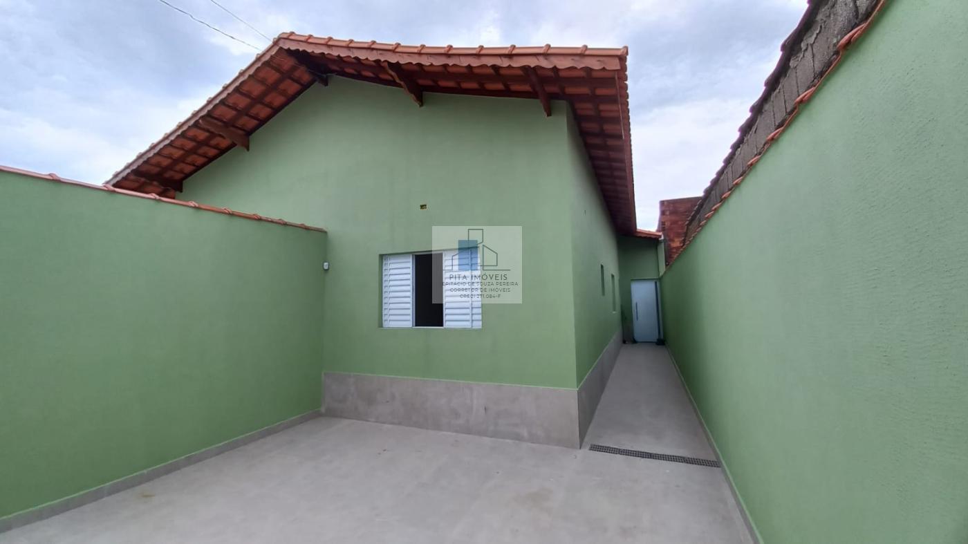 Casa à venda com 2 quartos, 66m² - Foto 3