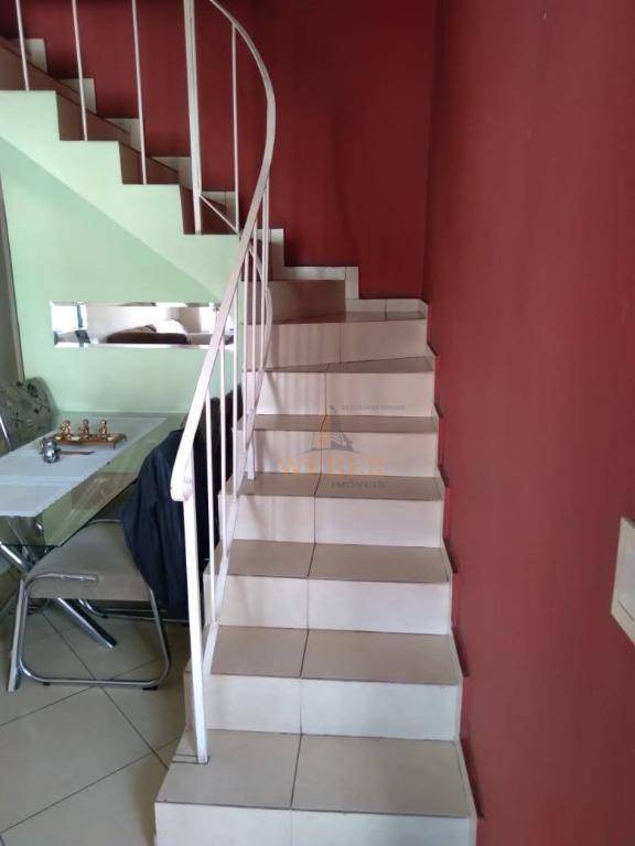 Sobrado à venda com 5 quartos, 112m² - Foto 35