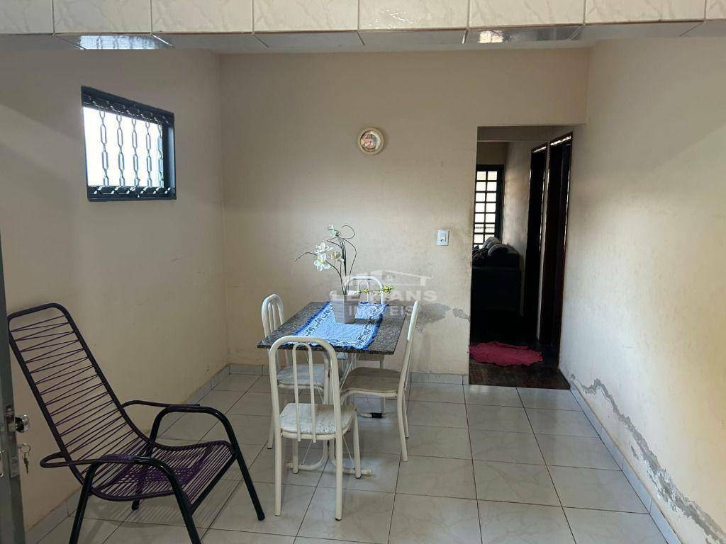 Casa à venda com 3 quartos, 67m² - Foto 14