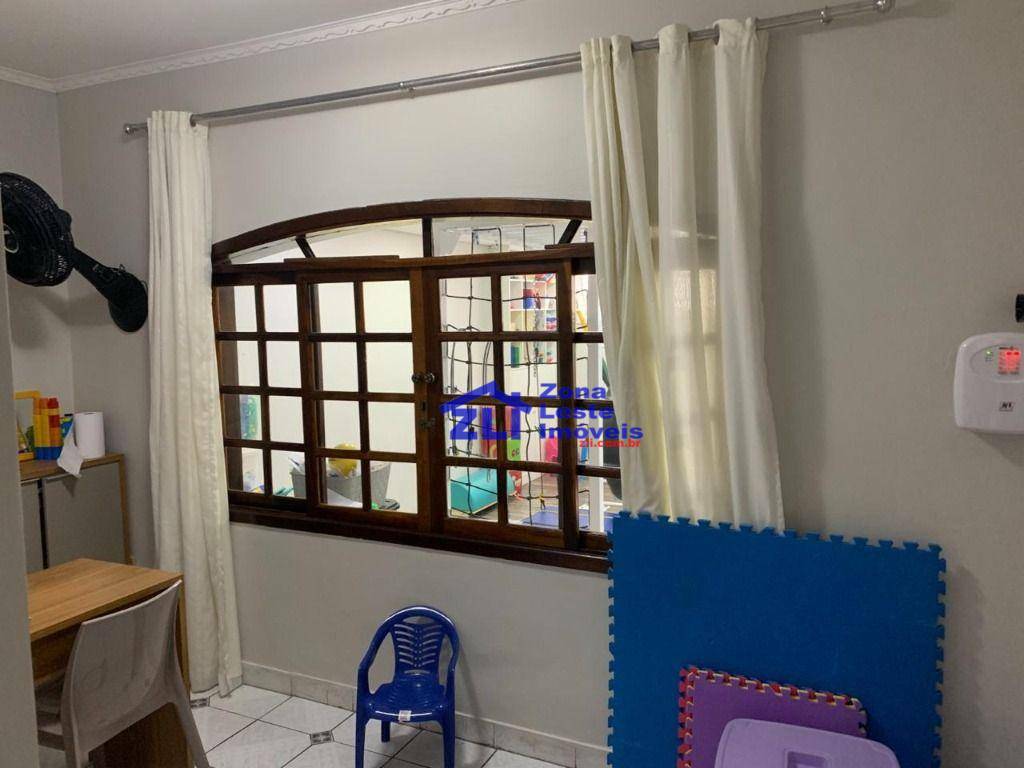 Sobrado à venda com 3 quartos, 225m² - Foto 6