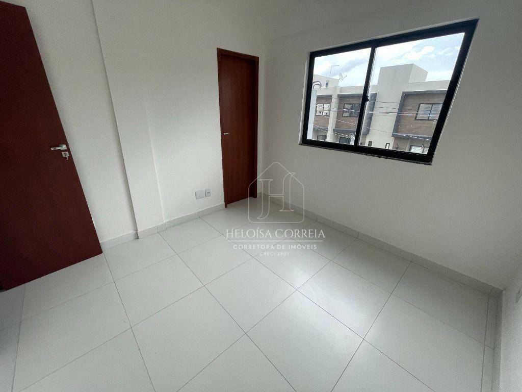 Casa à venda com 3 quartos, 72m² - Foto 14