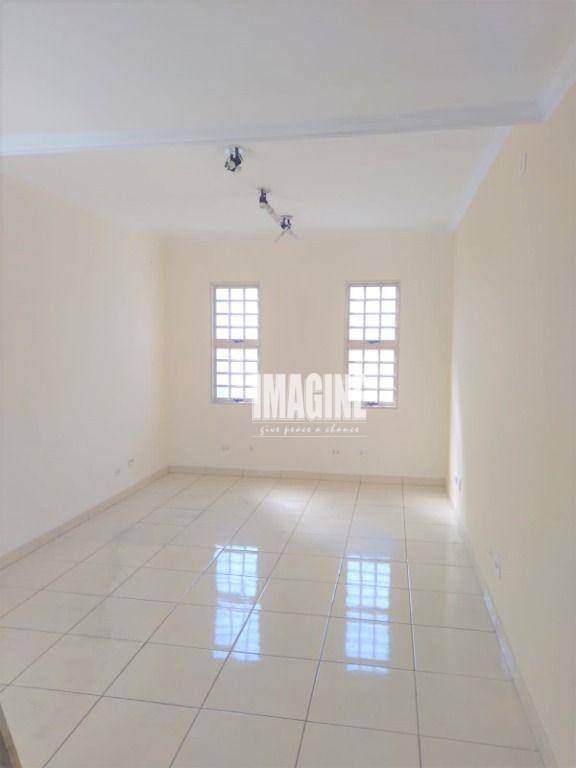 Sobrado à venda com 2 quartos, 121m² - Foto 1