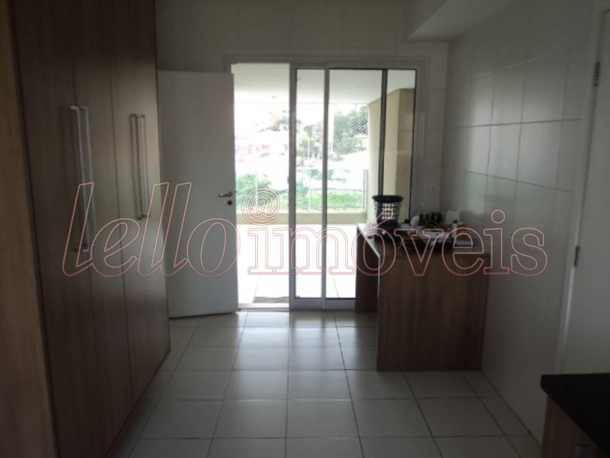 Apartamento para alugar com 3 quartos, 200m² - Foto 13